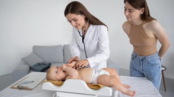  Más colombianos están comprando pólizas de salud.